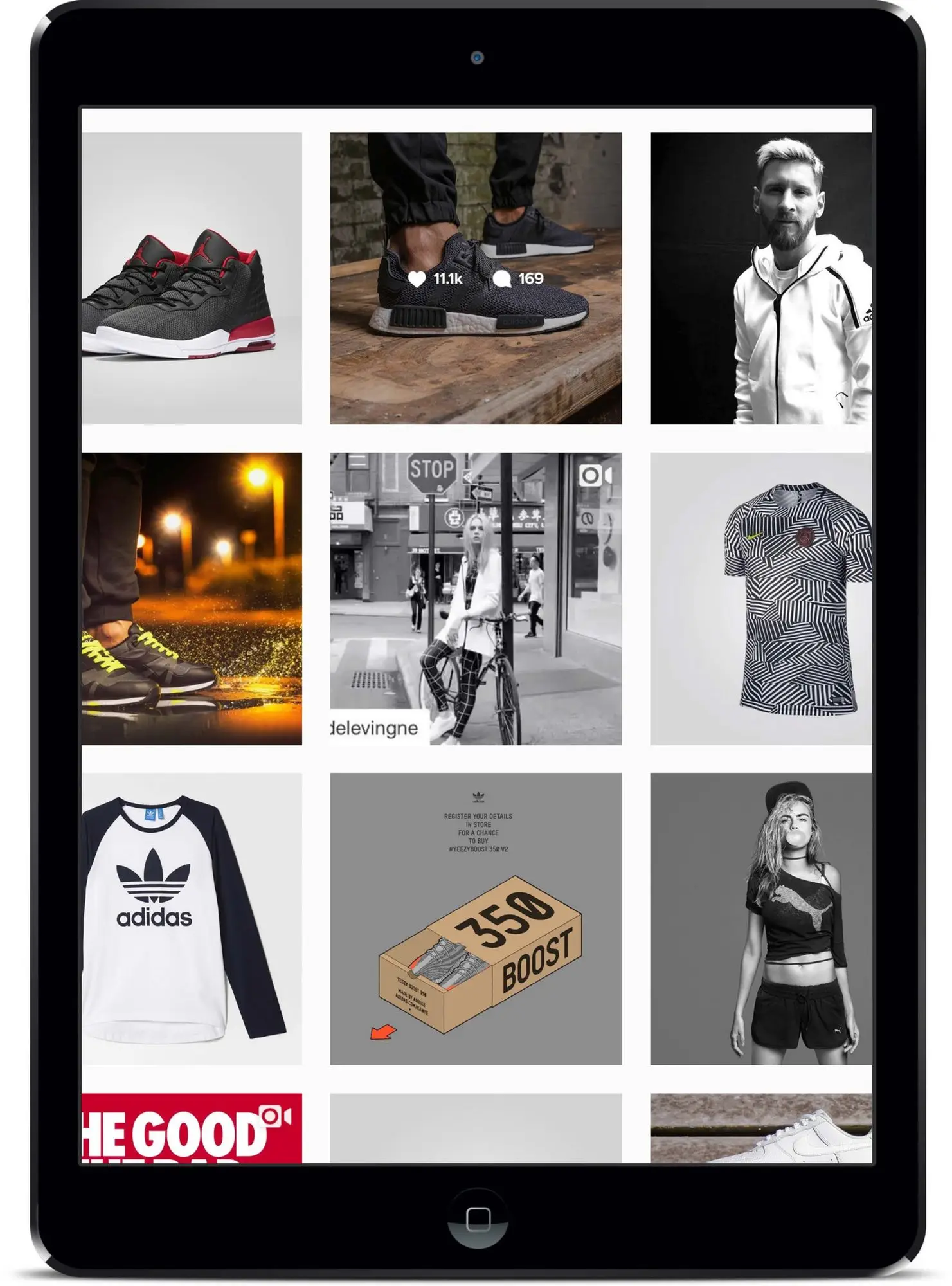 Foot Locker Registration Plinth, image 1 of 13