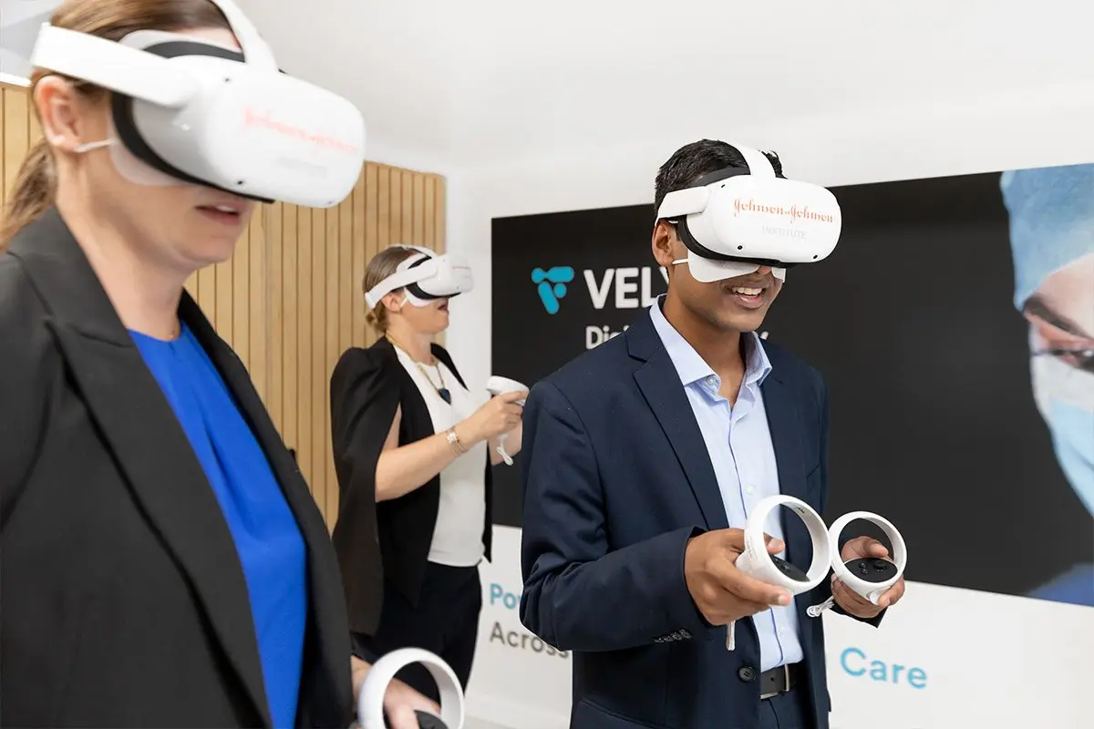 Johnson & Johnson VELYS Mobile Lab and Virtual Tour, image 5 of 14