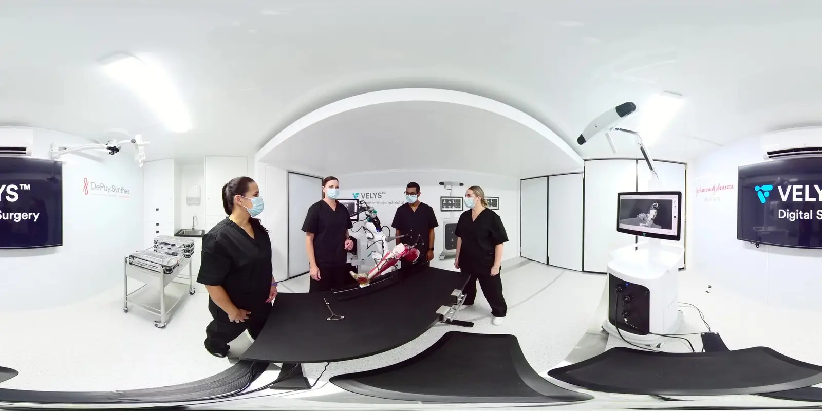 Johnson & Johnson VELYS Mobile Lab and Virtual Tour, image 9 of 14